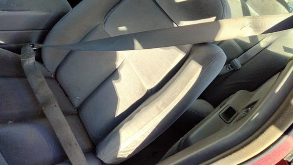 93-96 Olds 88 Driver Left Front Seat Belt Retractor Oem Shoulder Gray — photo 2