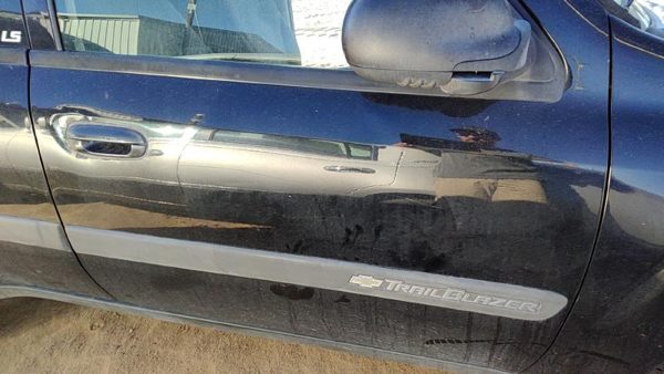 2003 Chevrolet Trailblazer Front Door RH Black 41U — photo 2