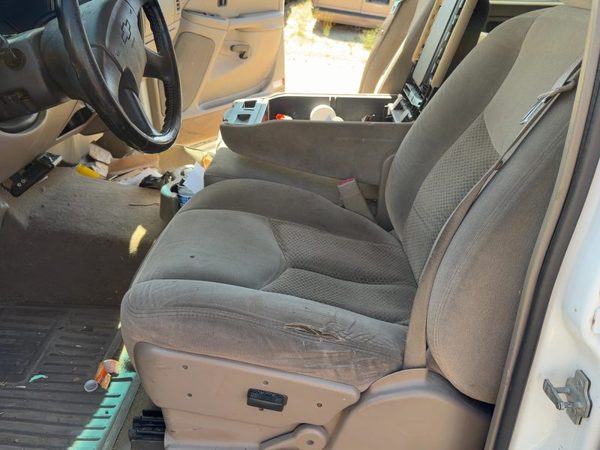 2003-2007 Chevy Silverado 2500 Set Of Front Seats Oem Crew Cab Tan 52D 88941829 — photo 2