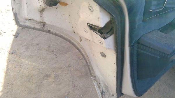 1977-1990 Chevy Caprice Driver Left Rear Door Latch With Rods/Cables Oem Back — photo 6