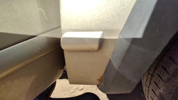 02-05 Explorer Passenger Right Moulding From Fender Trim Strip B2 Harvest Gold — photo 3