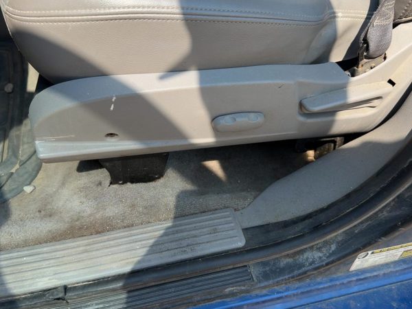 2002-2006 Saturn Vue Redline Driver Left Side Seat Trim Panel Oem Gray 17D — photo 3