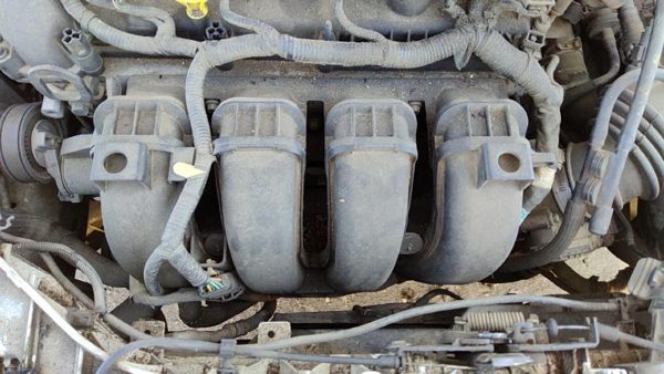 2012-2018 Ford Focus Ford Focus Intake Manifold Oem 2.0L Cp9Z9424D — photo 2