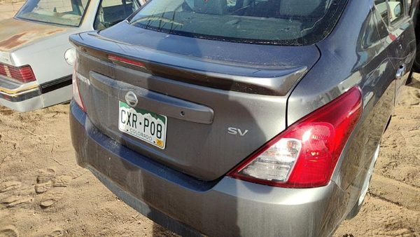 2017 Nissan Versa Trunk/decklid/hatch/tailgate Gray Kad — photo 1