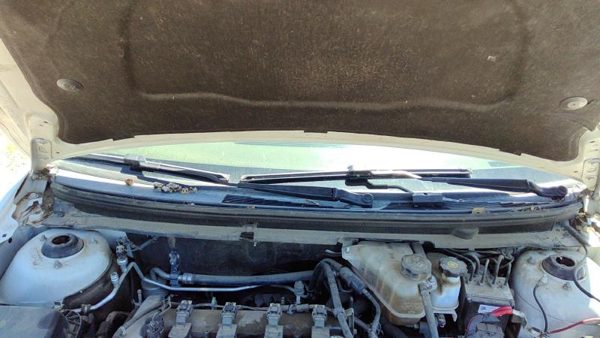 2008-2012 Chevy Malibu Windshield Wiper Cowl Vent Trim Panel Oem Cover — photo 1