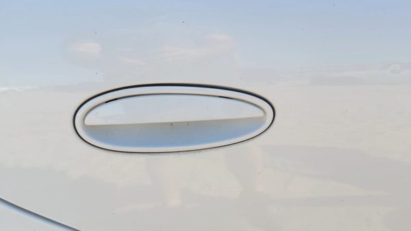 1997-2003 Buick Century Passenger Right Front Outside Door Handle Oem White — photo 1