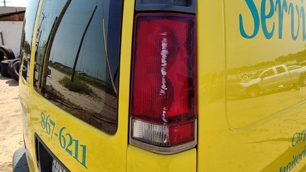 2000-02 Express Van 2500 Passenger Right Tail Light Oem Brake Lamp Rear 19153085 — photo 1