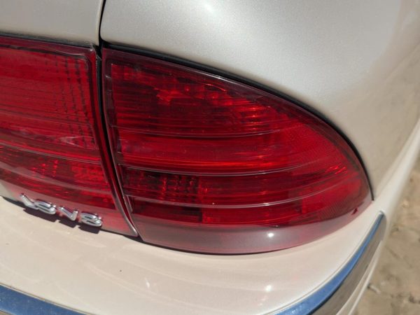 2001-2002 Lincoln LS Passenger Right Outer Tail Light Brake Lamp Rear OEM — photo 2
