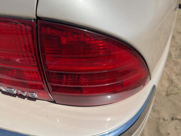 2001-2002 Lincoln LS Passenger Right Outer Tail Light Brake Lamp Rear OEM — photo 1