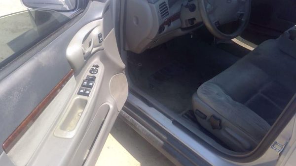 2004 Chevy Impala — vehicle photo 6