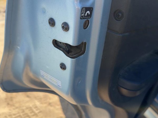 08-11 Mariner Driver Left Rear Door Latch With Rods/Cables Oem Back 4 Door Suv — photo 3