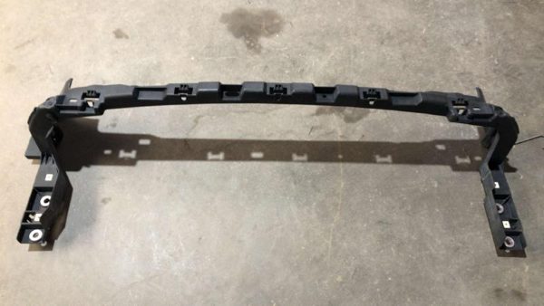 2011-2016 Ford F250 Lower Grille Radiator Support Bracket Oem 6.7L — photo 2