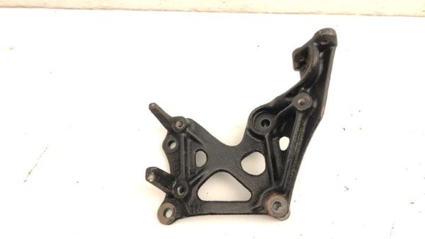 1991-1992 Mitsubishi Galant Vr4 Ac Compressor Bracket 2.0 Turbo Mb568808 — photo 3