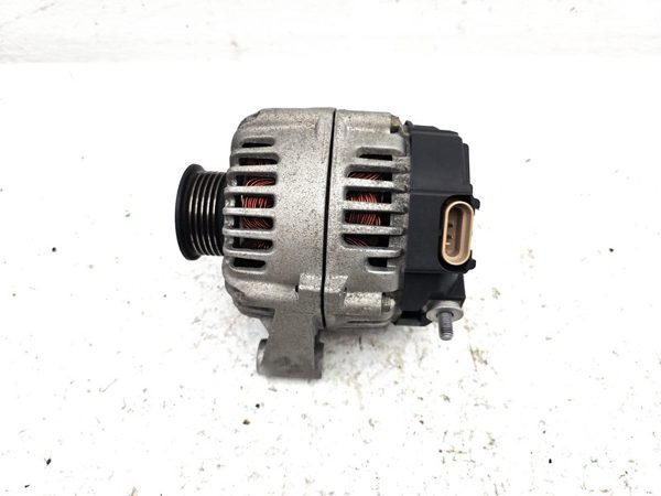 2004-2008 Chevy New Style Malibu Alternator 3.5L 15794597 — photo 1