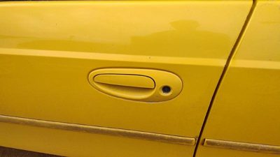 2000-2005 Dodge Neon Driver Left Front Outside Door Handle Oem Yellow 0Qa39dx8ab