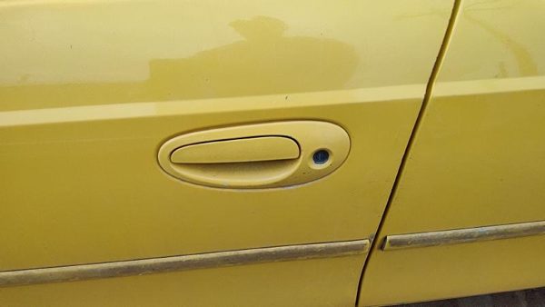 2000-2005 Dodge Neon Driver Left Front Outside Door Handle Oem Yellow 0Qa39dx8ab — photo 3