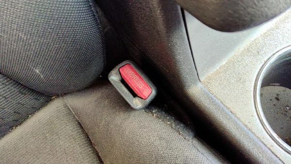 06-11 Fusion Passenger Right Front Seat Belt Buckle Receiver Dw Charcoal Black — photo 2