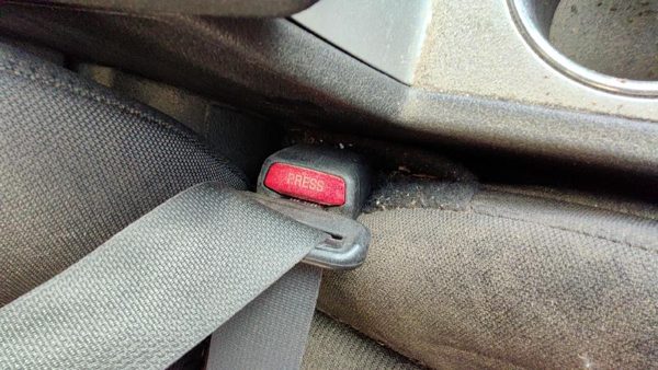 06-11 Fusion Passenger Right Front Seat Belt Buckle Receiver Dw Charcoal Black — photo 3