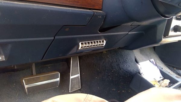 86-90 Chevy Caprice Lower Dash Under Column Knee Bolster Trim Panel Oem Blue — photo 6