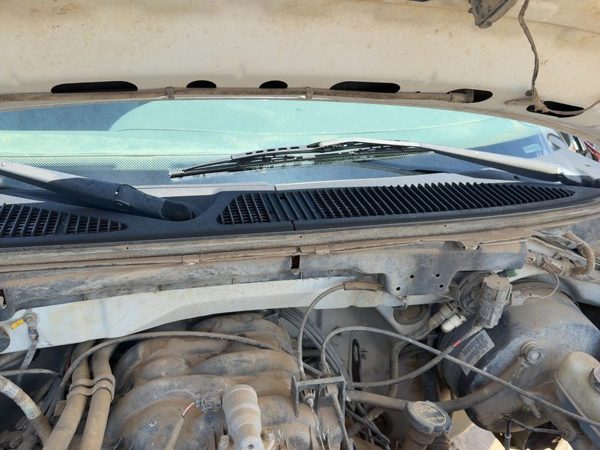 1997-2003 Ford F150 Windshield Wiper Cowl Vent Trim Panel Oem Cover — photo 4