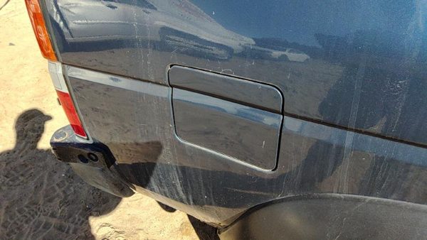 90-95 Nissan Pathfinder Fuel Tank Door With Hinge Gas Lid Oem Filler Blue — photo 6