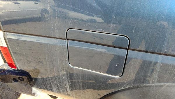 90-95 Nissan Pathfinder Fuel Tank Door With Hinge Gas Lid Oem Filler Blue — photo 4