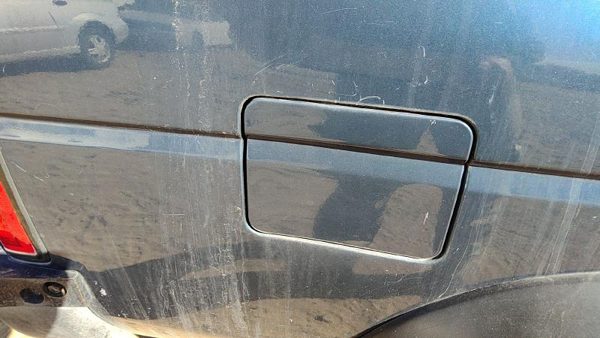 90-95 Nissan Pathfinder Fuel Tank Door With Hinge Gas Lid Oem Filler Blue — photo 3