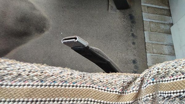 1992-1996 Ford Van E250 Driver Left Front Seat Belt Buckle Receiver Oem Gray — photo 1