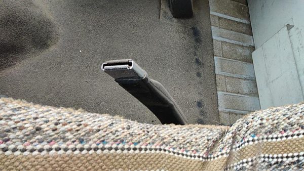 1992-1996 Ford Van E250 Driver Left Front Seat Belt Buckle Receiver Oem Gray — photo 2