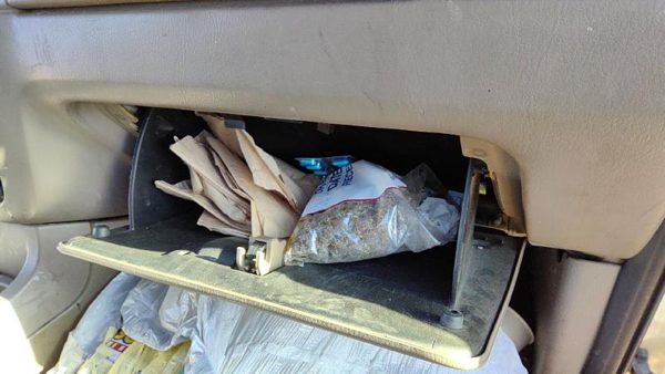 2003 Ford Explorer Glove Box Assembly Complete Door With Latch Oem Rp Tan — photo 3