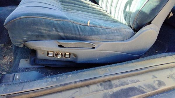 88-91 Olds Cutlass Cierra Driver Left Side Power Seat Switch With Trim Panel Oem — photo 2