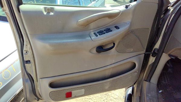00-02 Expedition Driver Left Front Door Trim Panel With Master Switch Tan Fh — photo 1
