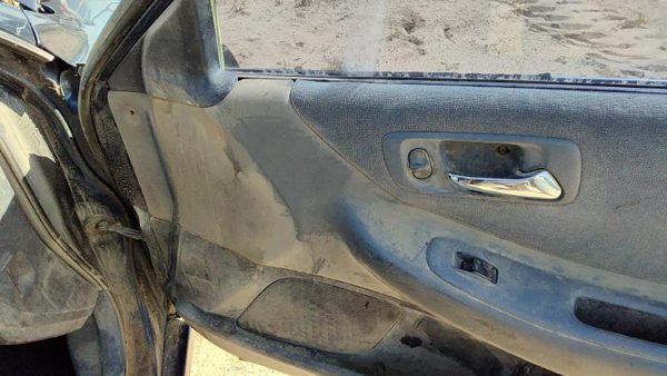 1999-2000 Honda Accord Passenger Right Front Door Trim Panel With Switches Gray — photo 6