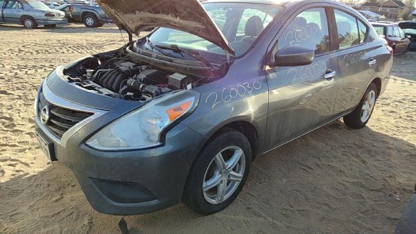 2017 Nissan Versa — vehicle photo 3