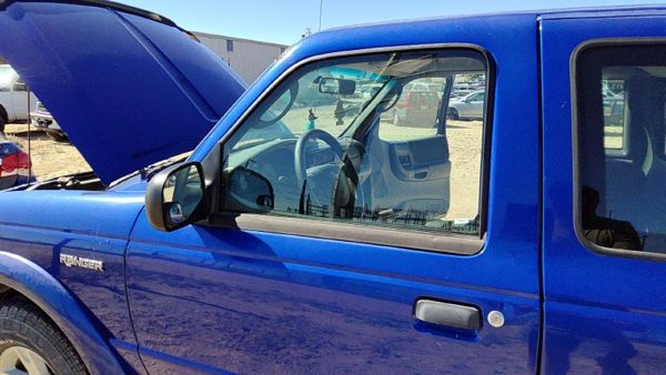 2005 Ford Ranger Front Door LH Blue Sn — photo 6