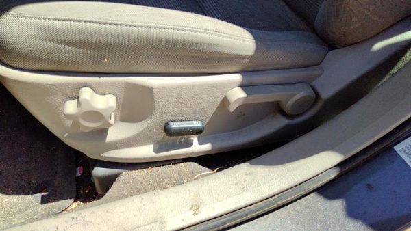 2010 Ford Fusion Driver Left Side Power Seat Switch With Trim Panel Oem Black Dl — photo 1