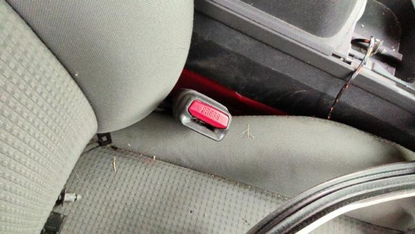 08-10 Charger Passenger Right Front Seat Belt Buckle Receiver Db Slate Gray — photo 1