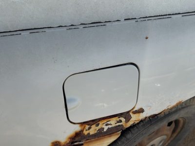 95-05 Cavalier Fuel Tank Door With Hinge Gas Lid Filler Sedan Bright White 16U