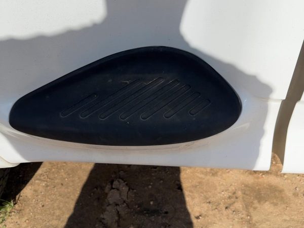 1999-2000 Ford F150 Passenger Right Rear Moulding On Quarter Panel Oem — photo 2