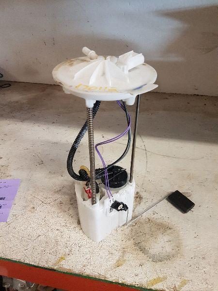 2005-2006 Dodge Ram 2500 Fuel Pump Assembly Sending Unit In Tank Mounted — photo 2