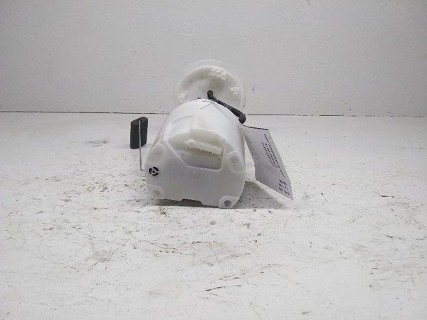 2005-2006 Dodge Ram 2500 Fuel Pump Assembly Sending Unit In Tank Mounted — photo 6