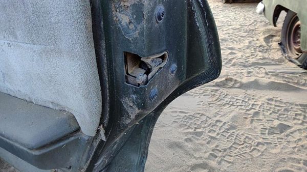1982-1991 Pontiac 6000 Passenger Right Rear Door Latch With Rods/Cables Oem Back — photo 2