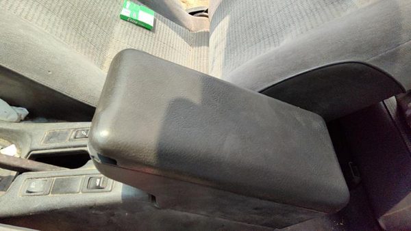 1993-1995 Nissan Pathfinder Center Console Lid Only Oem Arm Rest Fold Down Gray — photo 1
