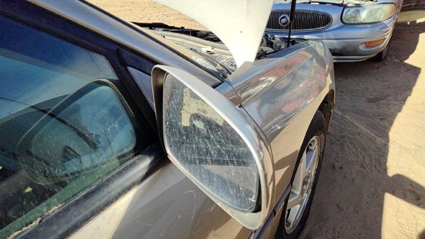 2000-2005 Chevy Impala Passenger Right Power Side Mirror Door Mounted Oem — photo 4