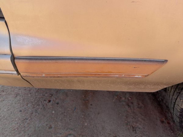 93 Century Passenger Right Rear Moulding On Quarter Panel Oem 4-Door Sedan Gold — photo 4