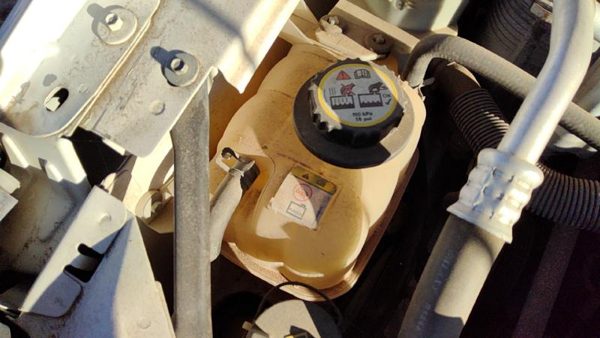 2004-2007 Ford Freestar Coolant Reservoir Radiator Overflow Tank Bottle Oem — photo 2