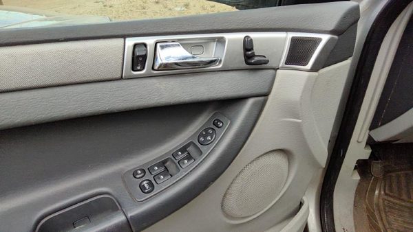 07 Pacifica Driver Left Front Door Trim Panel With Master Switch Gray Da — photo 4