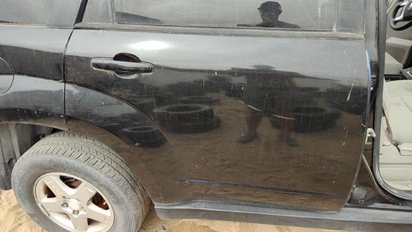 2007 Suzuki Grand Rear Door RH Black — photo 2
