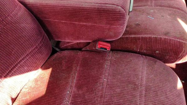 1995-1999 Chevy Lumina Passenger Right Front Seat Belt Buckle Receiver Oem Red — photo 1