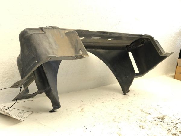 1986 Chevy Corvette C4 5.7L MT Upper Radiator Mount Fan Shroud Plastic Housing — photo 7